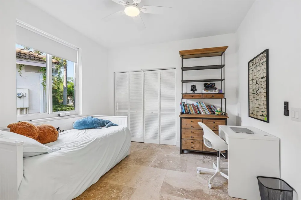 762 Heritage Drive Weston, FL 33326