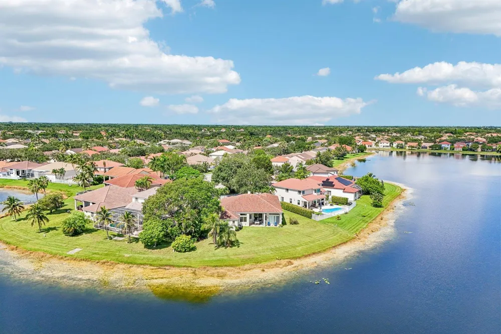 762 Heritage Drive Weston, FL 33326