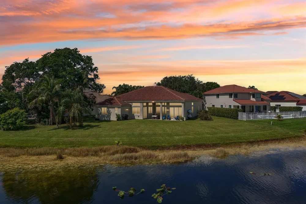 762 Heritage Drive Weston, FL 33326