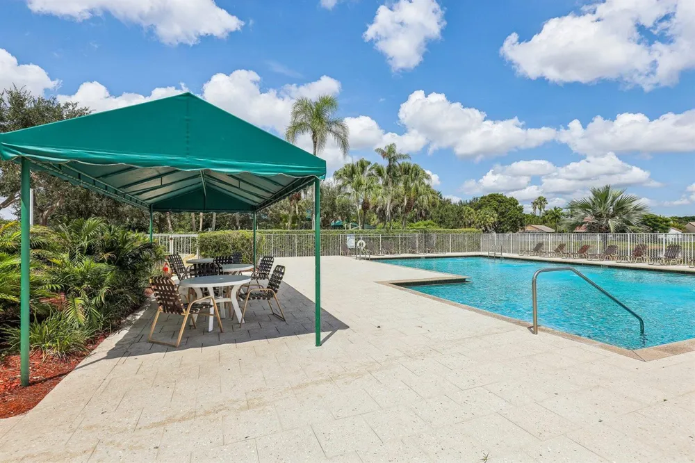 762 Heritage Drive Weston, FL 33326