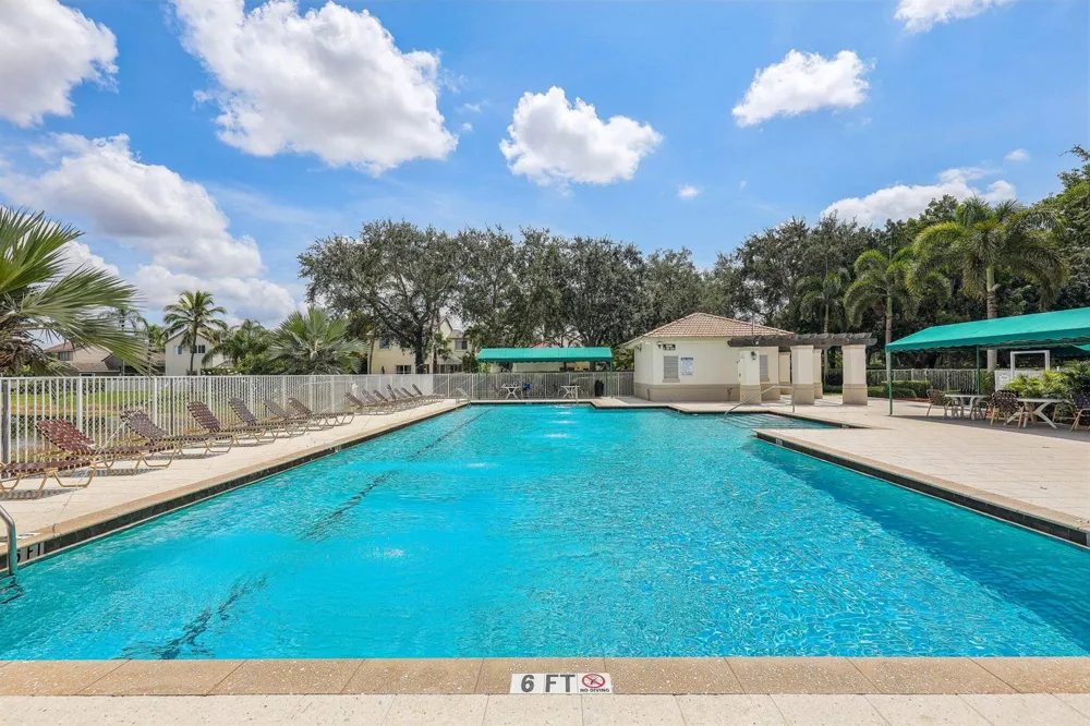 762 Heritage Drive Weston, FL 33326