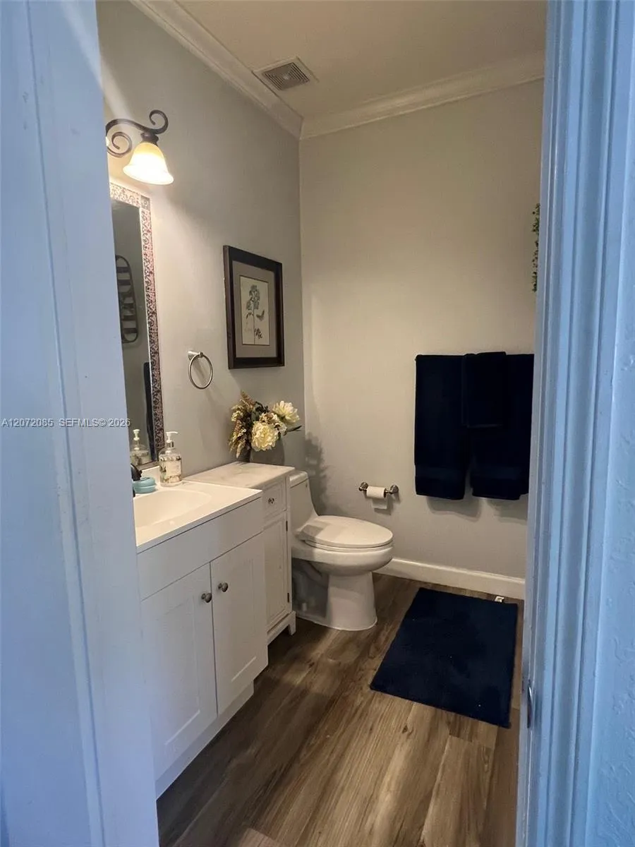 2964 NE 42nd Ave Homestead, FL 33033