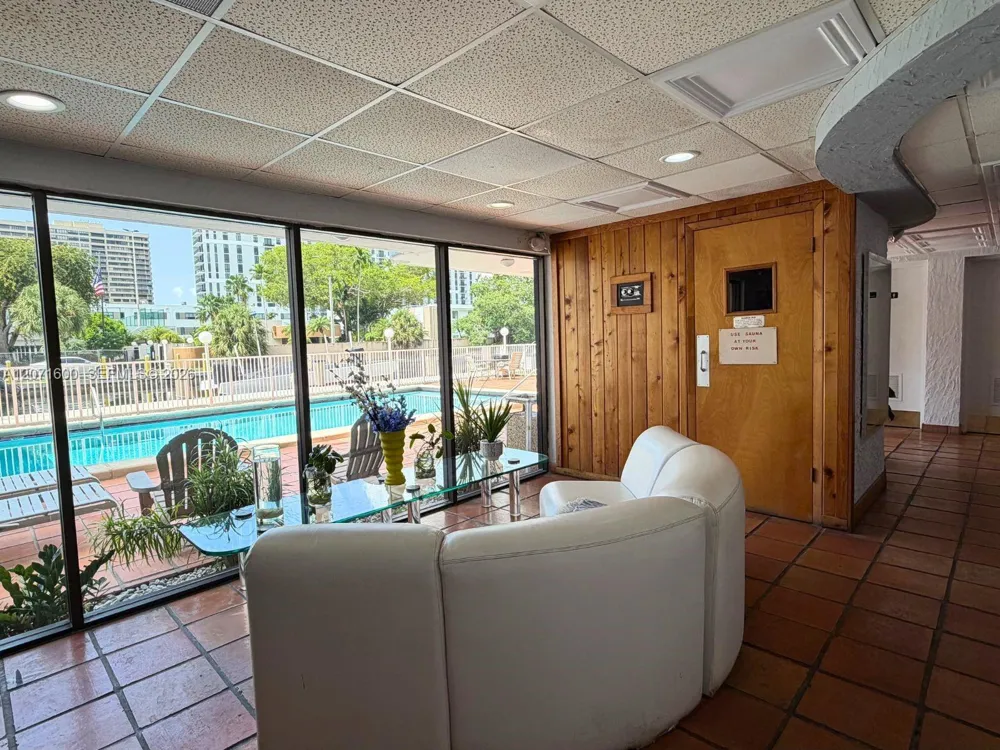1650 NE 115th St #403 Miami, FL 33181