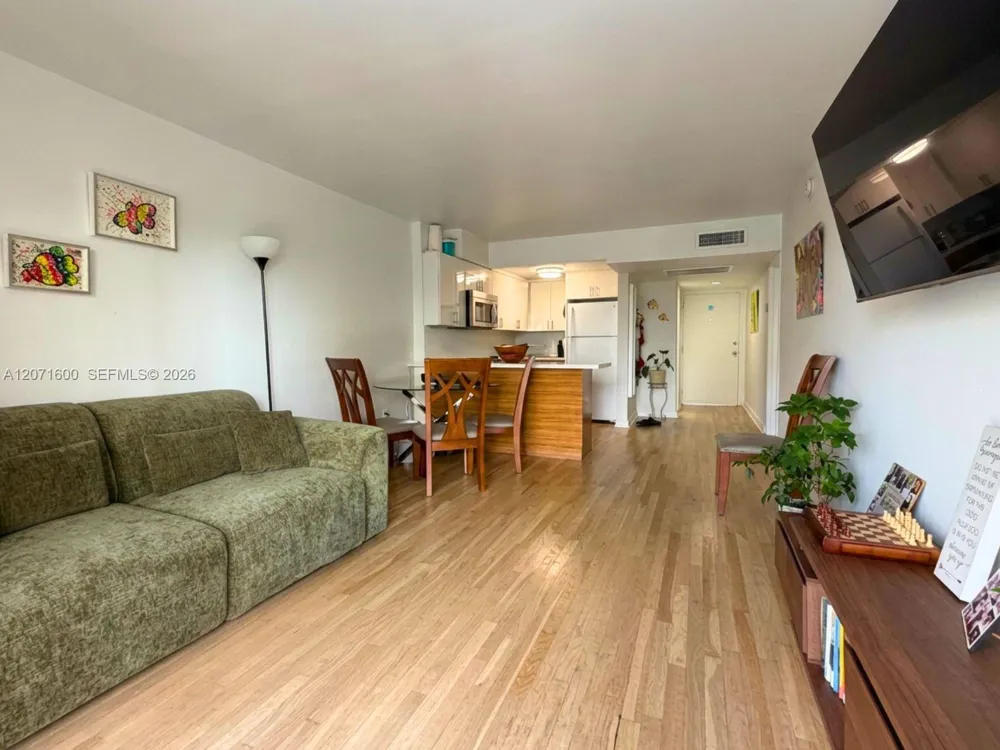 1650 NE 115th St #403 Miami, FL 33181