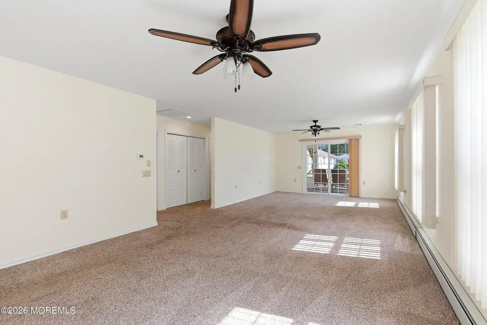 31 Portsmouth Drive Toms River, NJ 08757