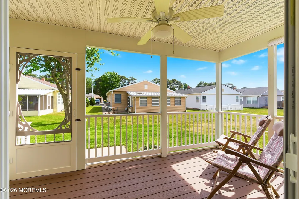 31 Portsmouth Drive Toms River, NJ 08757
