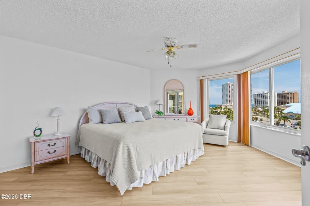 3 Oceans West Boulevard #6C4 Daytona Beach Shores, FL 32118