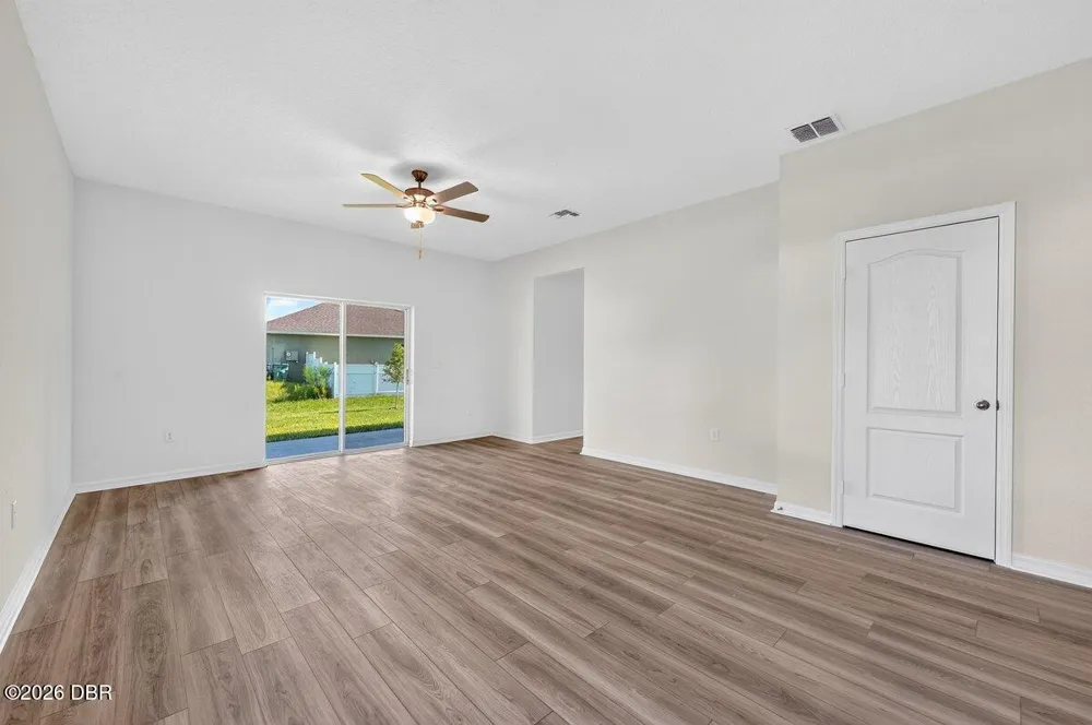 1699 Whipple Drive Deltona, FL 32738
