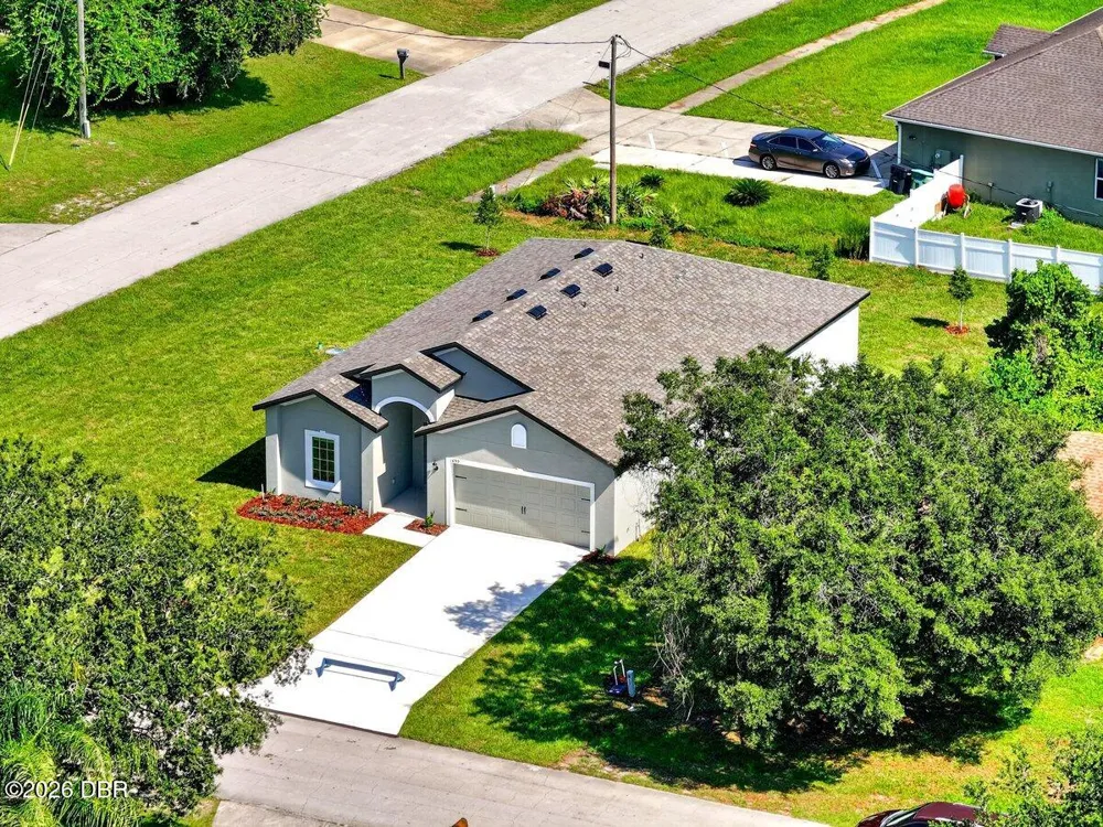 1699 Whipple Drive Deltona, FL 32738