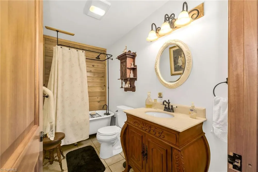 1070 Kindle Creek Drive Ferguson, NC 28624