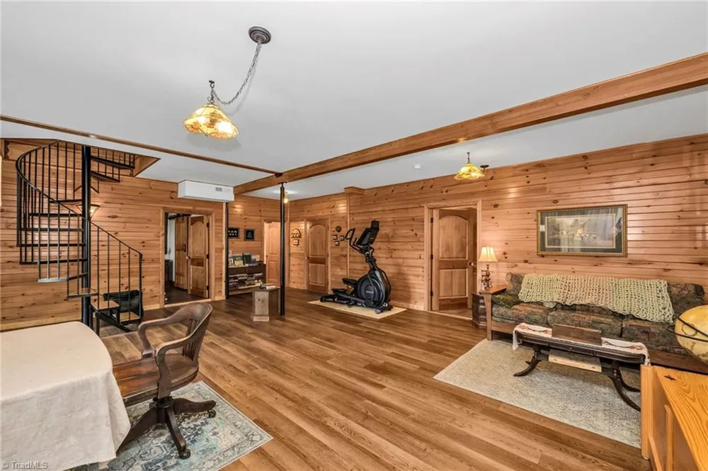 1070 Kindle Creek Drive Ferguson, NC 28624