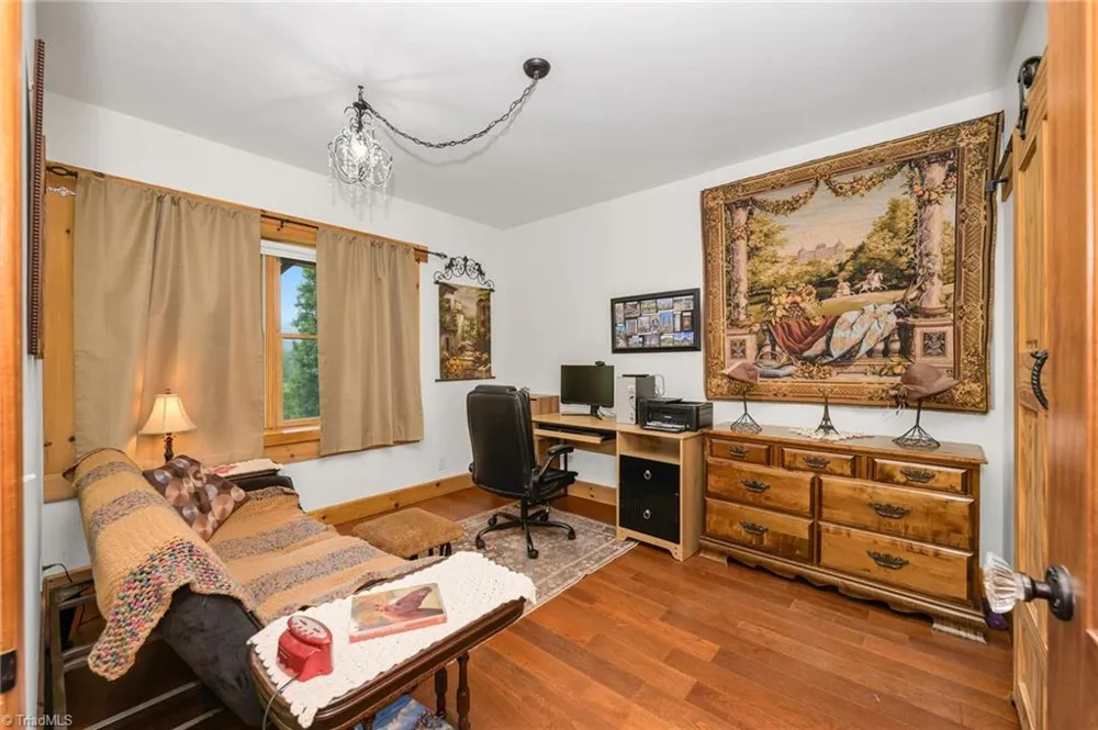 1070 Kindle Creek Drive Ferguson, NC 28624