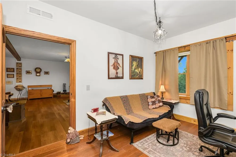 1070 Kindle Creek Drive Ferguson, NC 28624