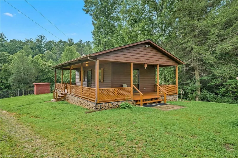 1070 Kindle Creek Drive Ferguson, NC 28624