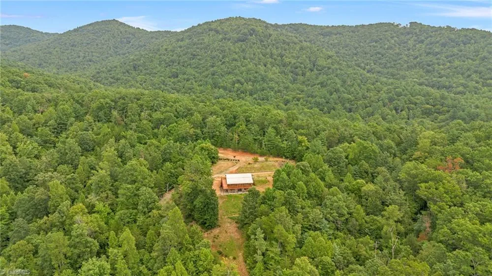 1070 Kindle Creek Drive Ferguson, NC 28624