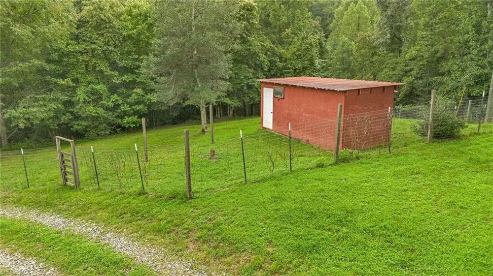 1070 Kindle Creek Drive Ferguson, NC 28624