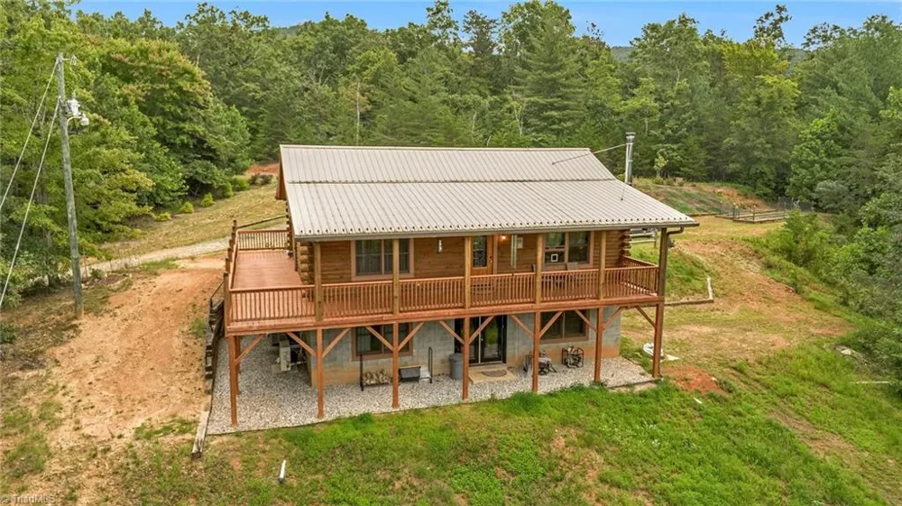 1070 Kindle Creek Drive Ferguson, NC 28624