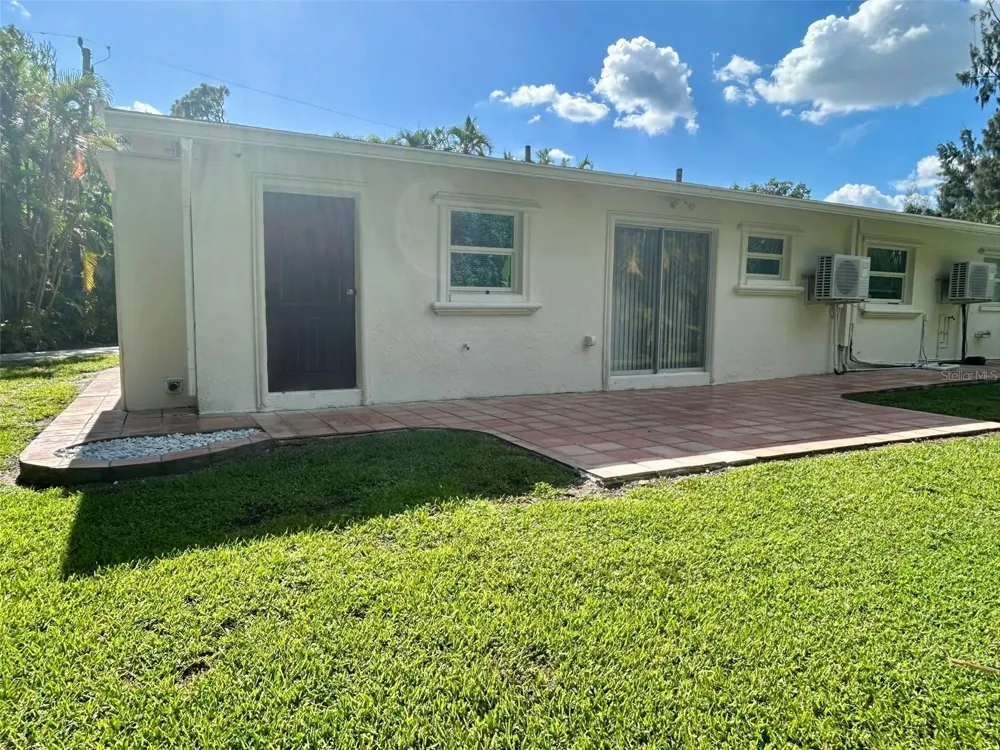 111 RIO DE PAZ Port Charlotte, FL 33980