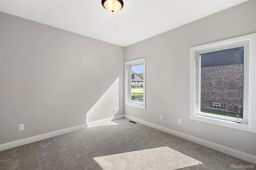 8267 Sandi Lane Bruce Township, MI 48065