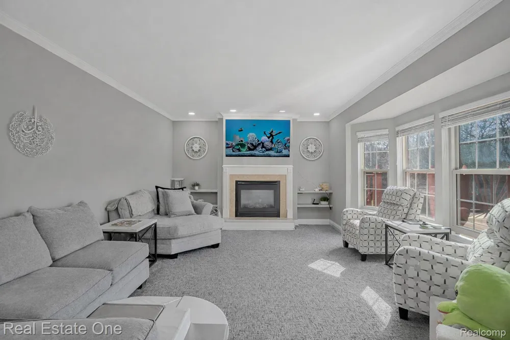 2590 Oakham Court Canton Charter Township, MI 48188