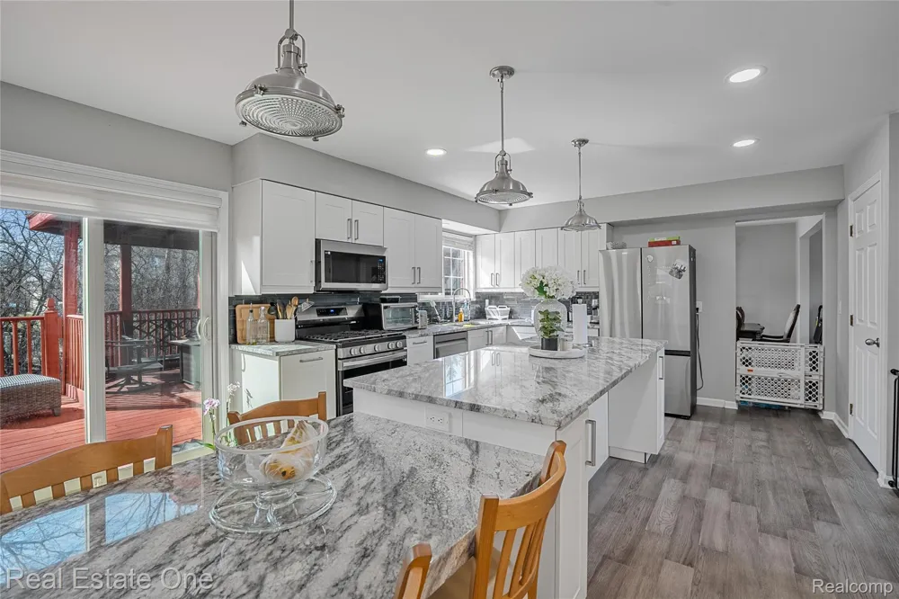 2590 Oakham Court Canton Charter Township, MI 48188