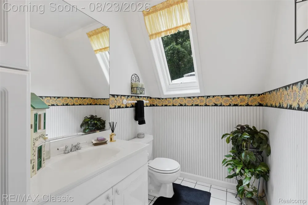 5109 Harvey Lake Road Highland Charter Township, MI 48356