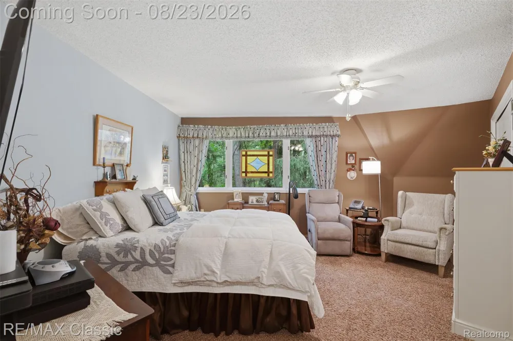 5109 Harvey Lake Road Highland Charter Township, MI 48356