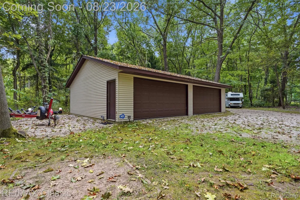 5109 Harvey Lake Road Highland Charter Township, MI 48356