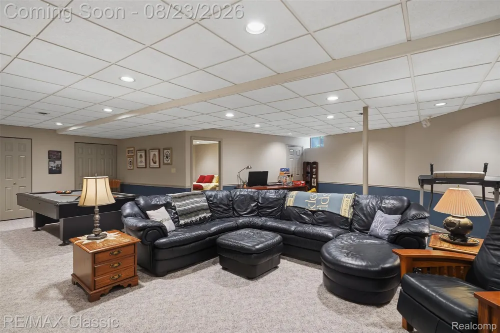 5109 Harvey Lake Road Highland Charter Township, MI 48356