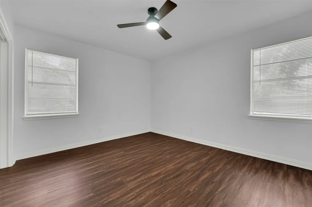 510 Pleasant Valley Road Garland, TX 75040