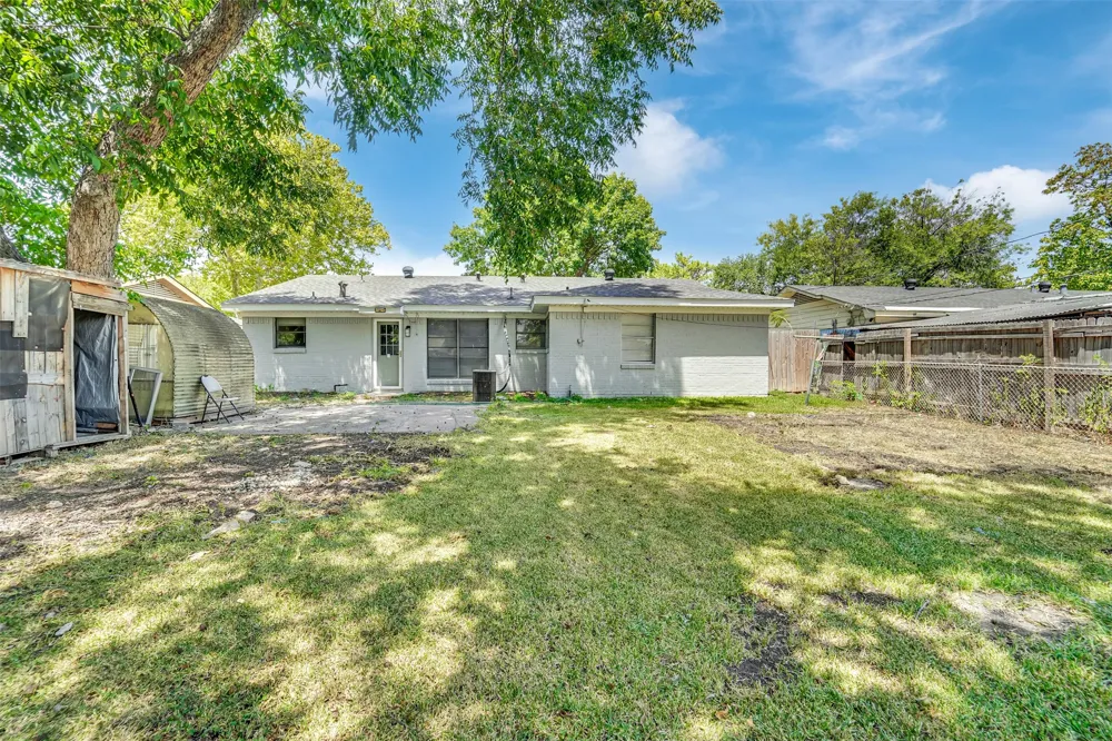 510 Pleasant Valley Road Garland, TX 75040