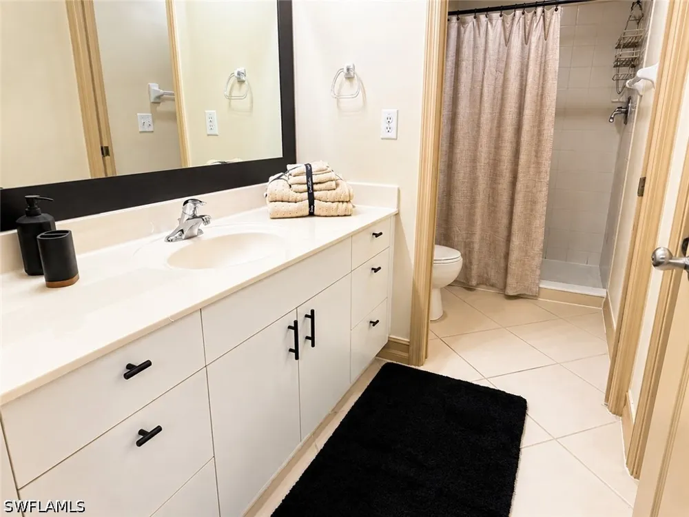 Regal Heron Circle #202 Naples, FL 34104