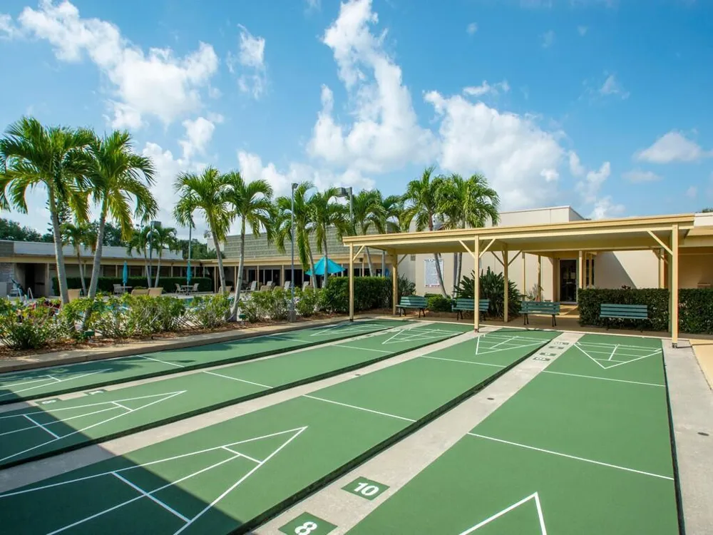 24 Pine Arbor Lane #103 Vero Beach, FL 32962