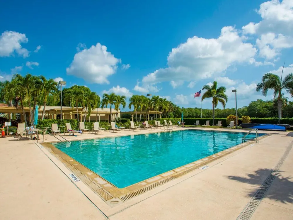 24 Pine Arbor Lane #103 Vero Beach, FL 32962