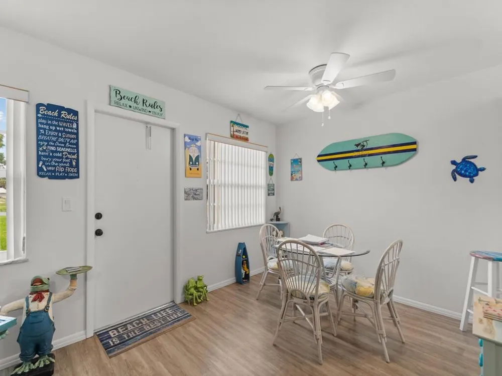 24 Pine Arbor Lane #103 Vero Beach, FL 32962