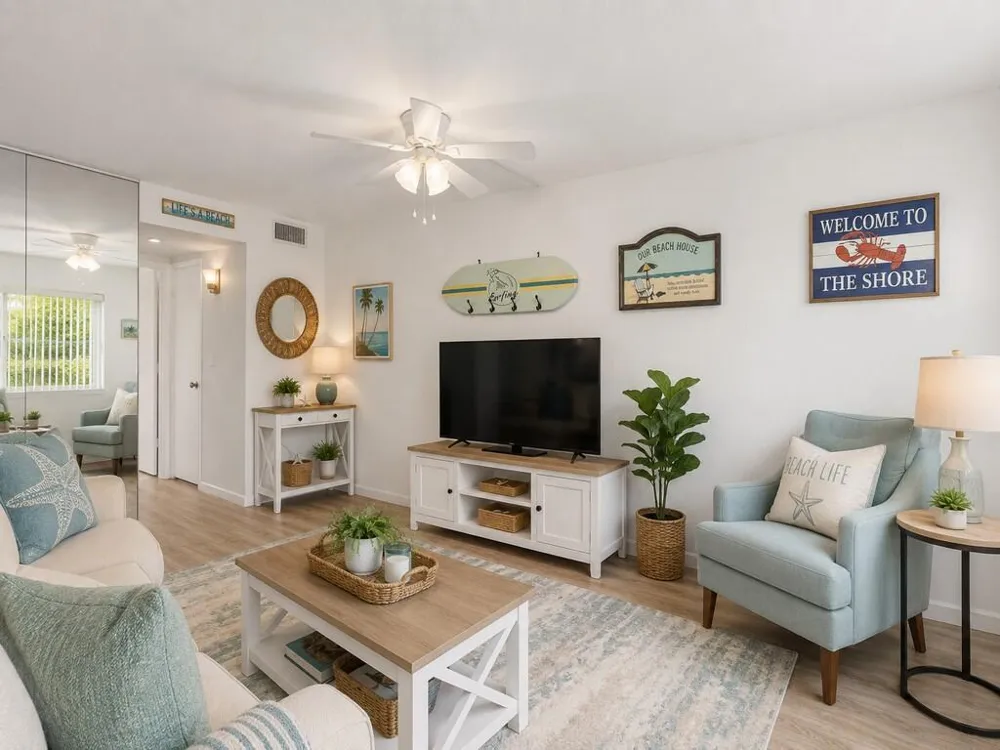 24 Pine Arbor Lane #103 Vero Beach, FL 32962