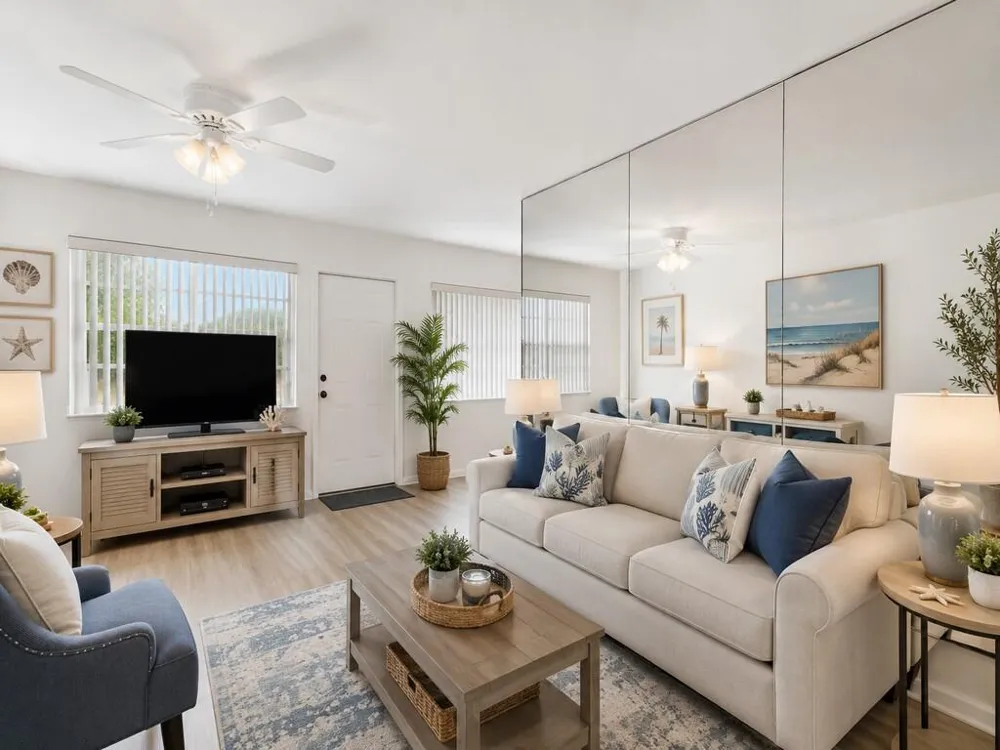 24 Pine Arbor Lane #103 Vero Beach, FL 32962