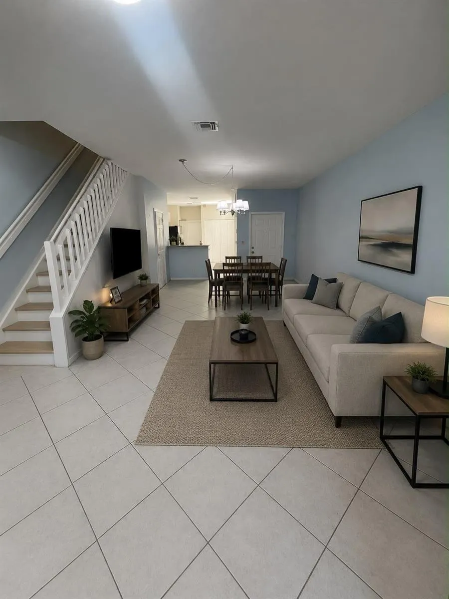3892 TREE TOP DRIVE Weston, FL 33332