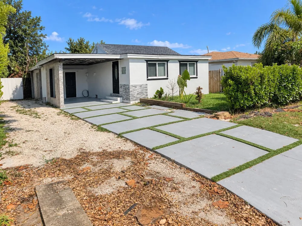 7936 TERRACE ROAD Lake Worth, FL 33462