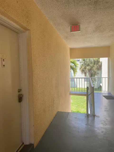 409 EXECUTIVE CENTER DRIVE #211