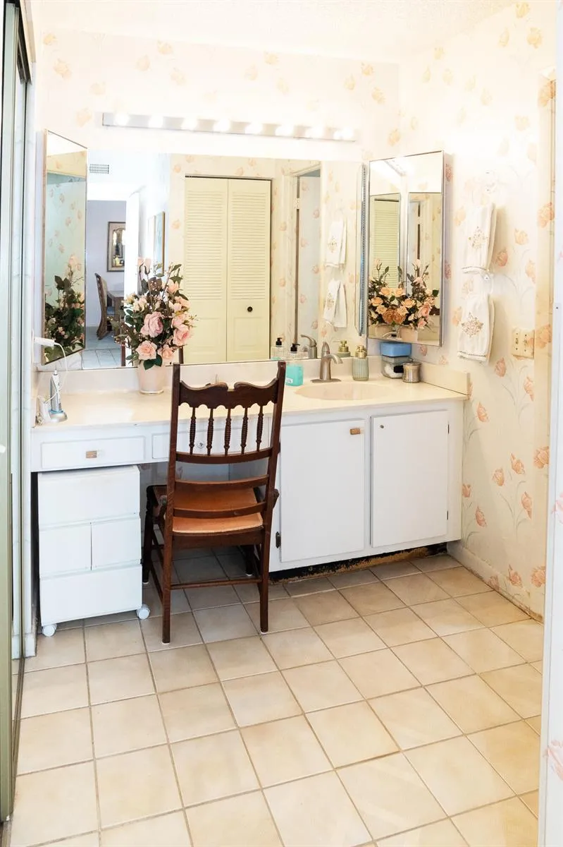 21864 Arriba Real #3G Boca Raton, FL 33433