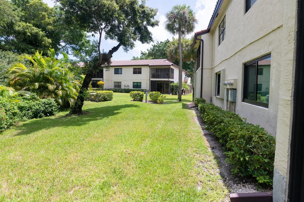 21864 Arriba Real #3G Boca Raton, FL 33433