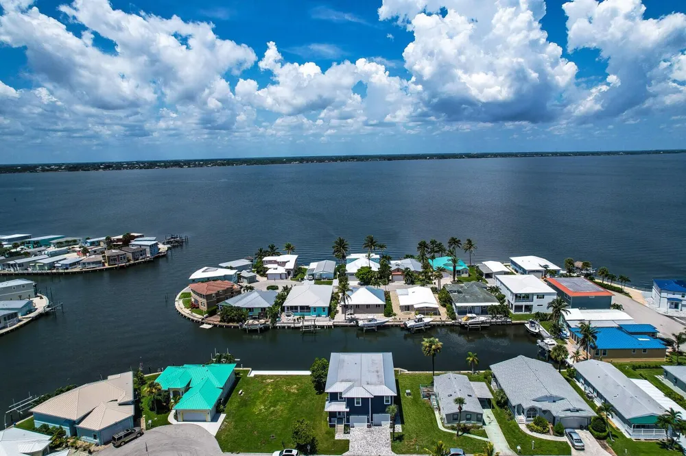 10751 S OCEAN DRIVE #A13 Jensen Beach, FL 34957