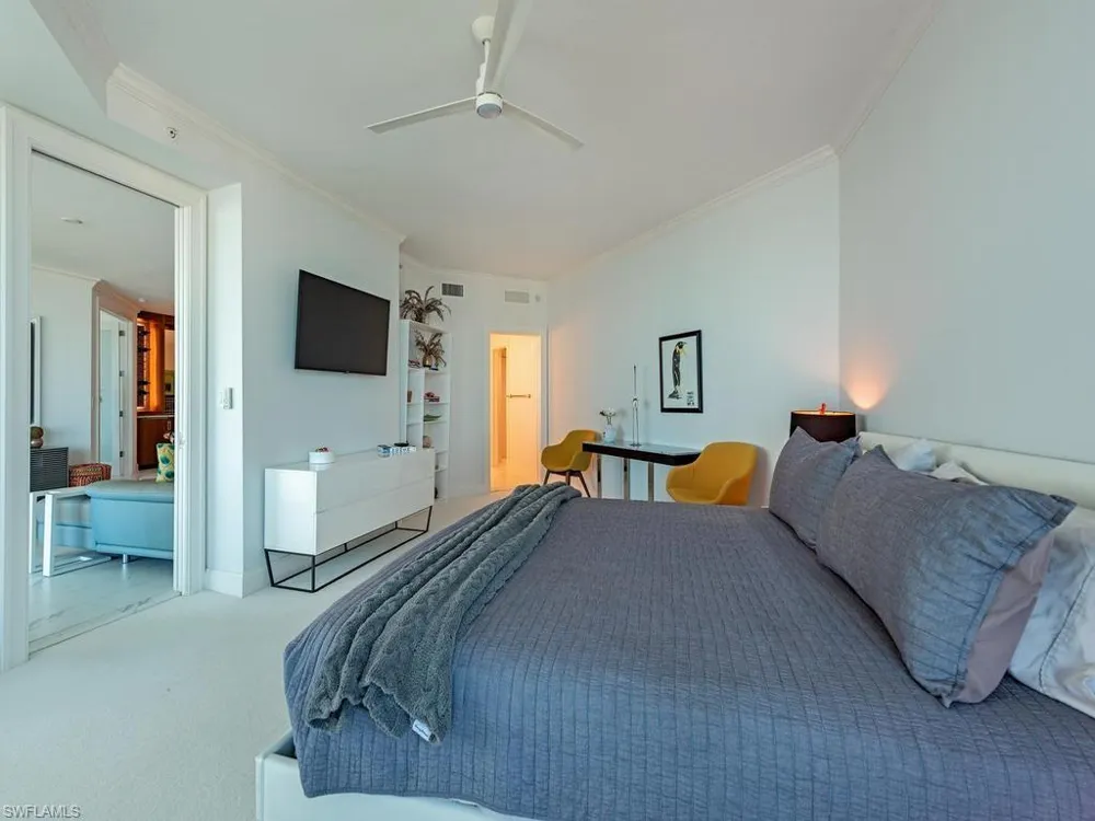 60 Seagate Drive #1505 Naples, FL 34103
