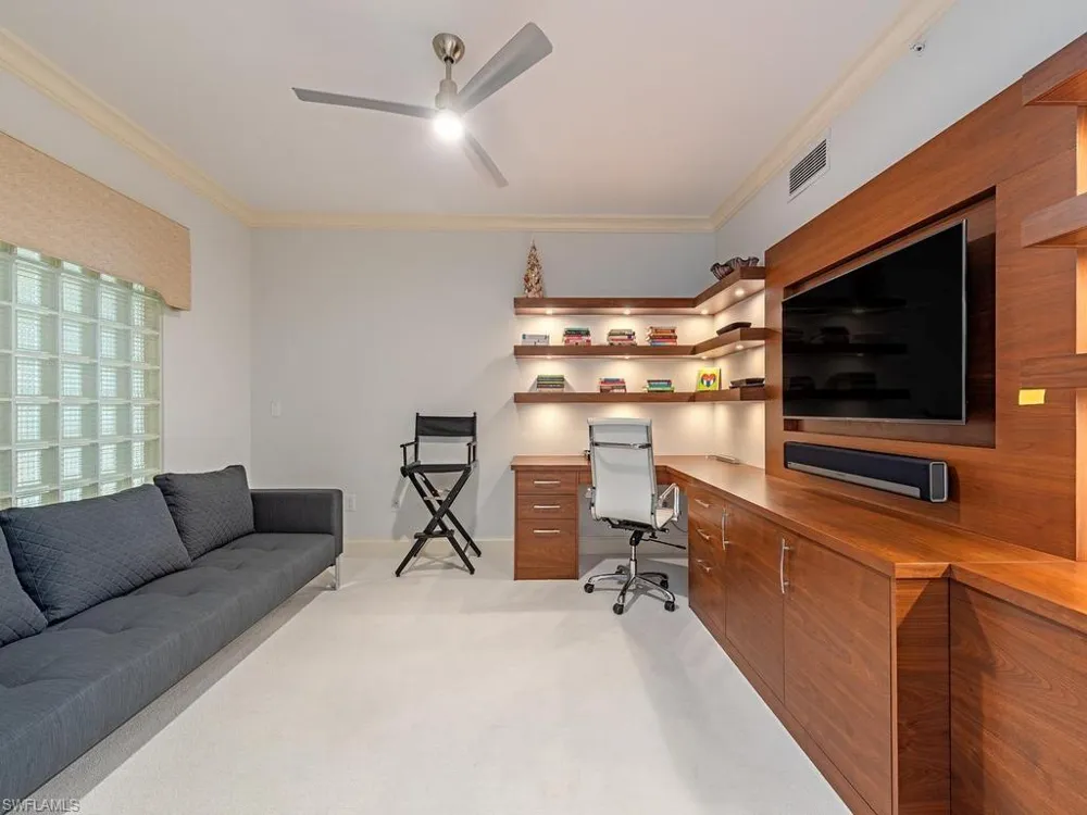 60 Seagate Drive #1505 Naples, FL 34103