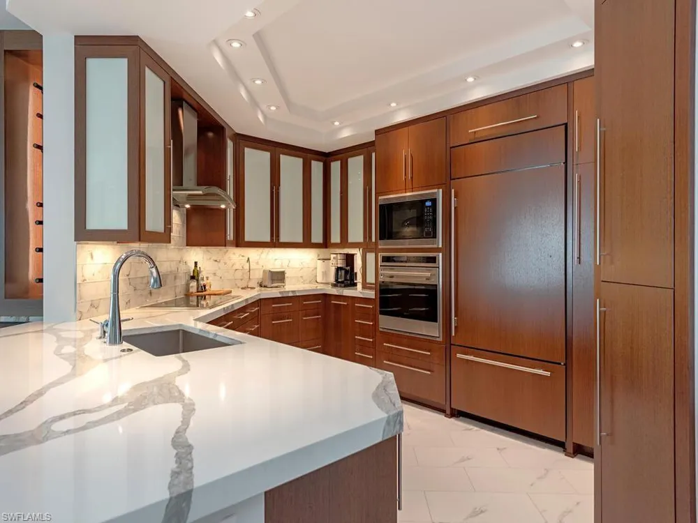 60 Seagate Drive #1505 Naples, FL 34103