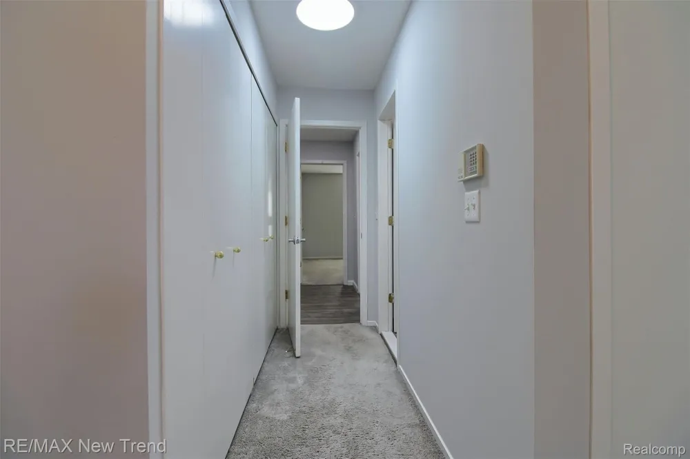 2191 Pleasant Drive Commerce Charter Township, MI 48390