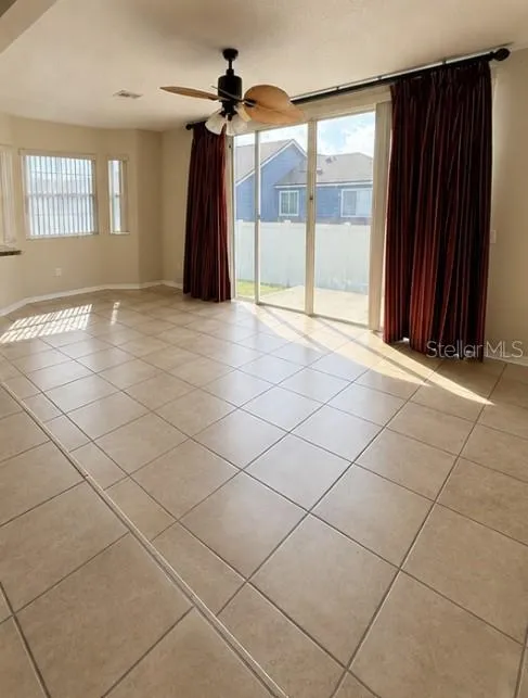 133 MANGO DRIVE Davenport, FL 33897