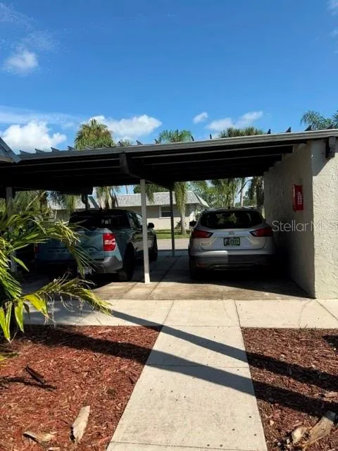 3444 TROPHY BOULEVARD New Port Richey, FL 34655
