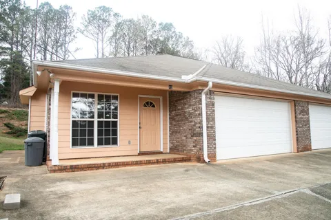 49 Kaitlyn Court